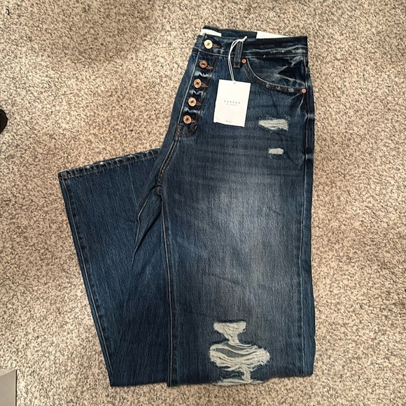 KanCan 13/30 90’s Flare 5 button distressed Jeans women’s - Picture 1 of 8